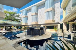 Outdoor dining - Secret Corner 1BR Studio Apt with Pool & Jacuzzi (Punta Cana)