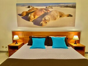 8 habitaciones, escritorio, wifi gratis y ropa de cama