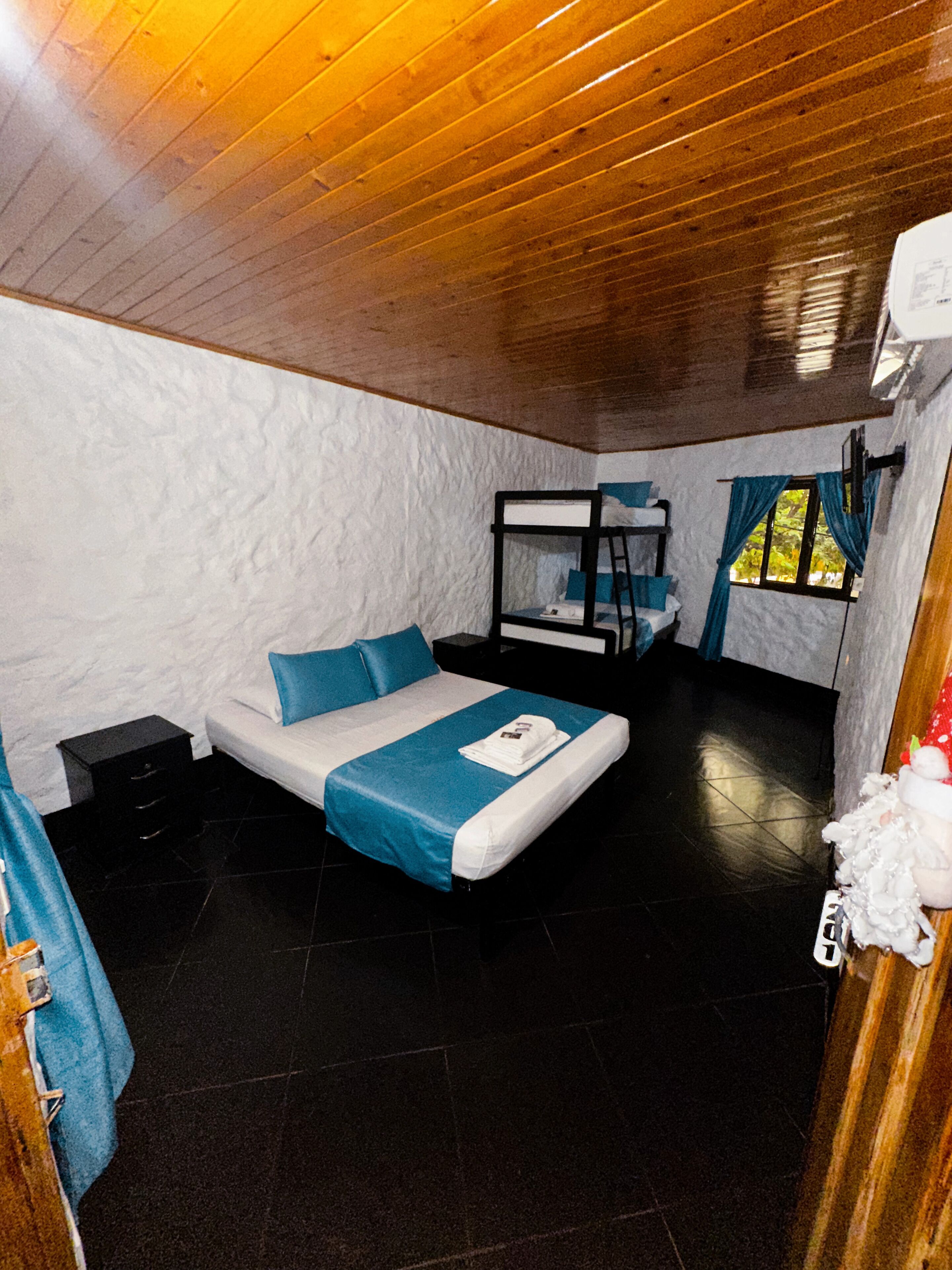 패밀리룸 | 무료 WiFi