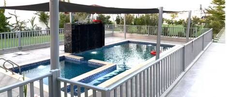 Outdoor pool, a heated pool
