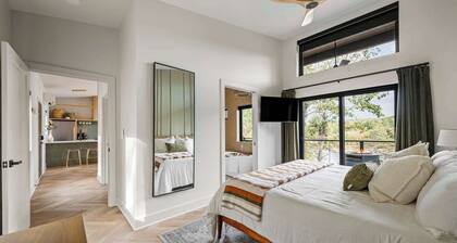 Exhale | Romantic Lakefront Chalet w/ Hot Tub