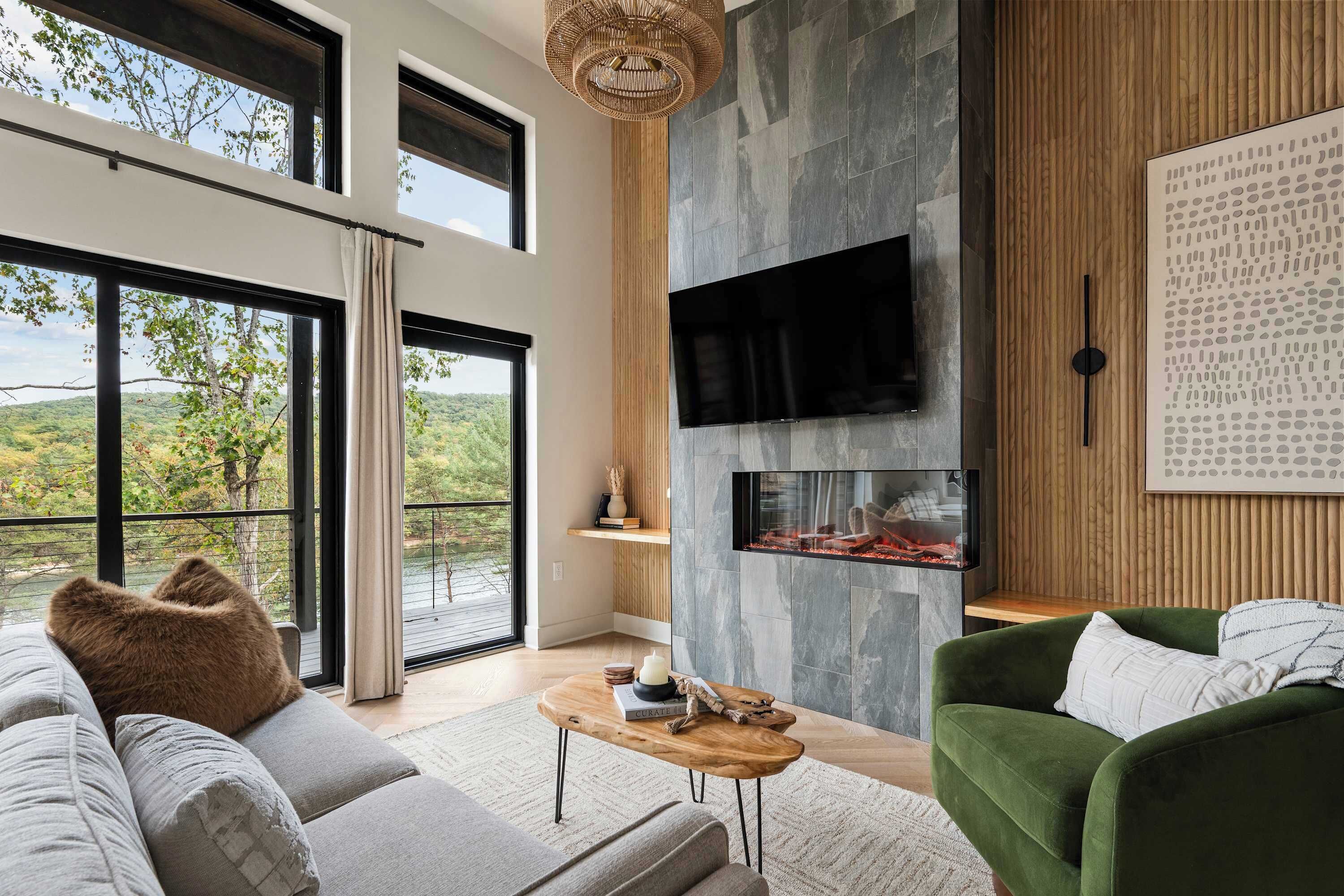 TV, fireplace, offices