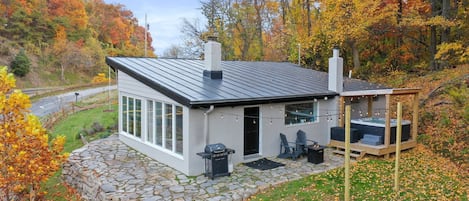 Bañera de hidromasaje exterior