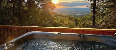 Tina de hidromasaje al aire libre