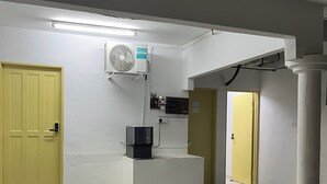 Front of property - Rest N Go CM (Ipoh)