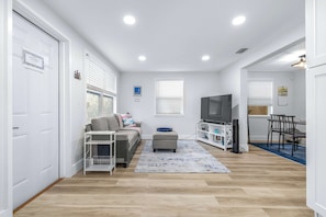 House, Multiple Beds, Patio, Garden View (La Casita) | Living area - La Casita Stay for 6 Guests (Tampa)