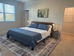 3 soverom, strykejern/-brett, wi-fi (inkludert) og sengetøy