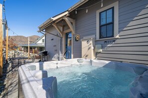 室外 SPA 浴池