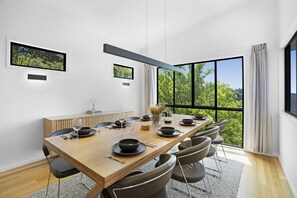 Dining - Dale View Retreat at Mapleton (Mapleton)