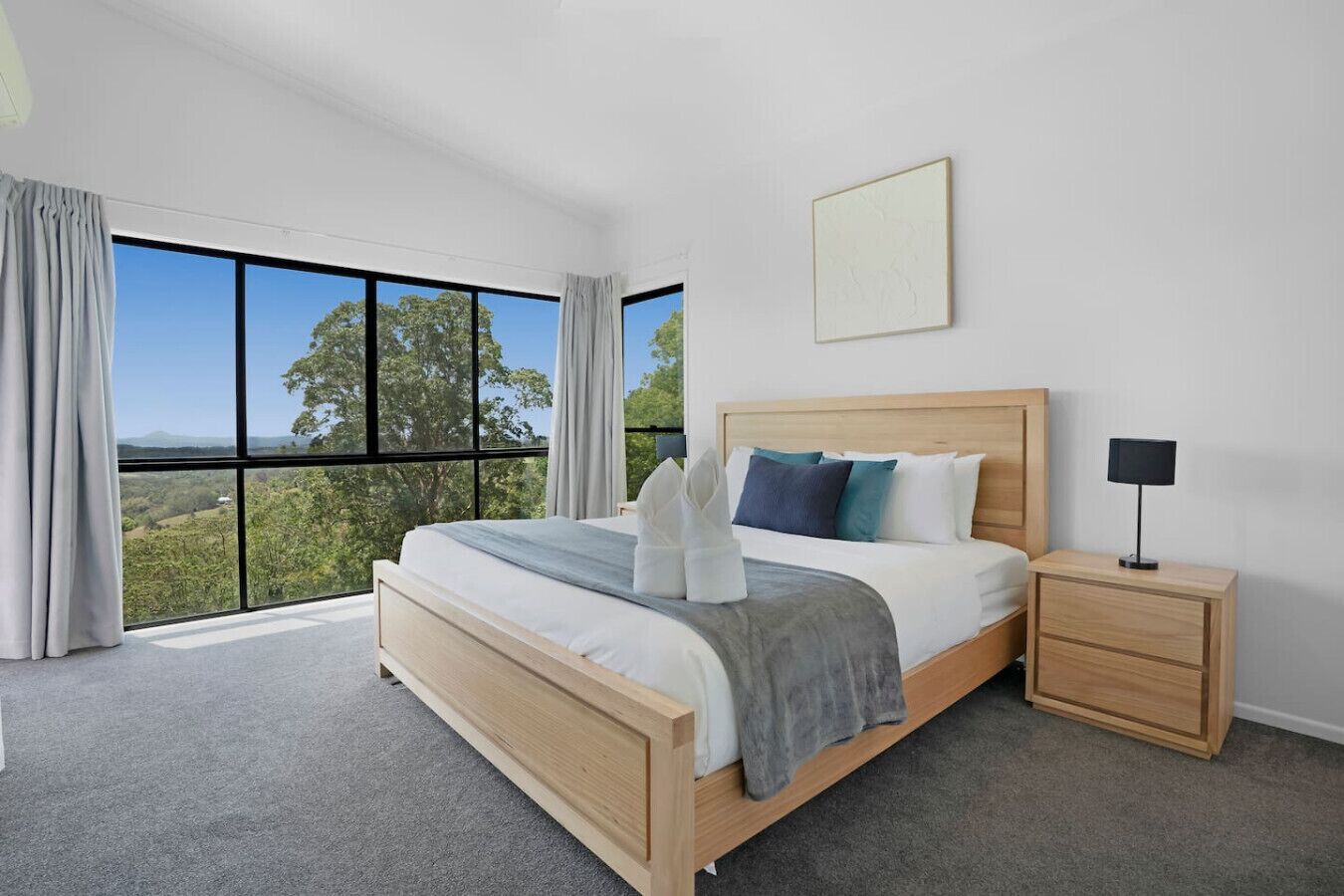 3 Schlafzimmer, Schreibtisch, Bügeleisen/Bügelbrett, Reisekinderbett