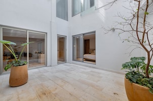 Apartamento superior, 2 quartos | Terraço/pátio