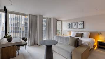 Suite Premium, 2 habitaciones | Caja fuerte, escritorio, espacio para trabajar con un portátil