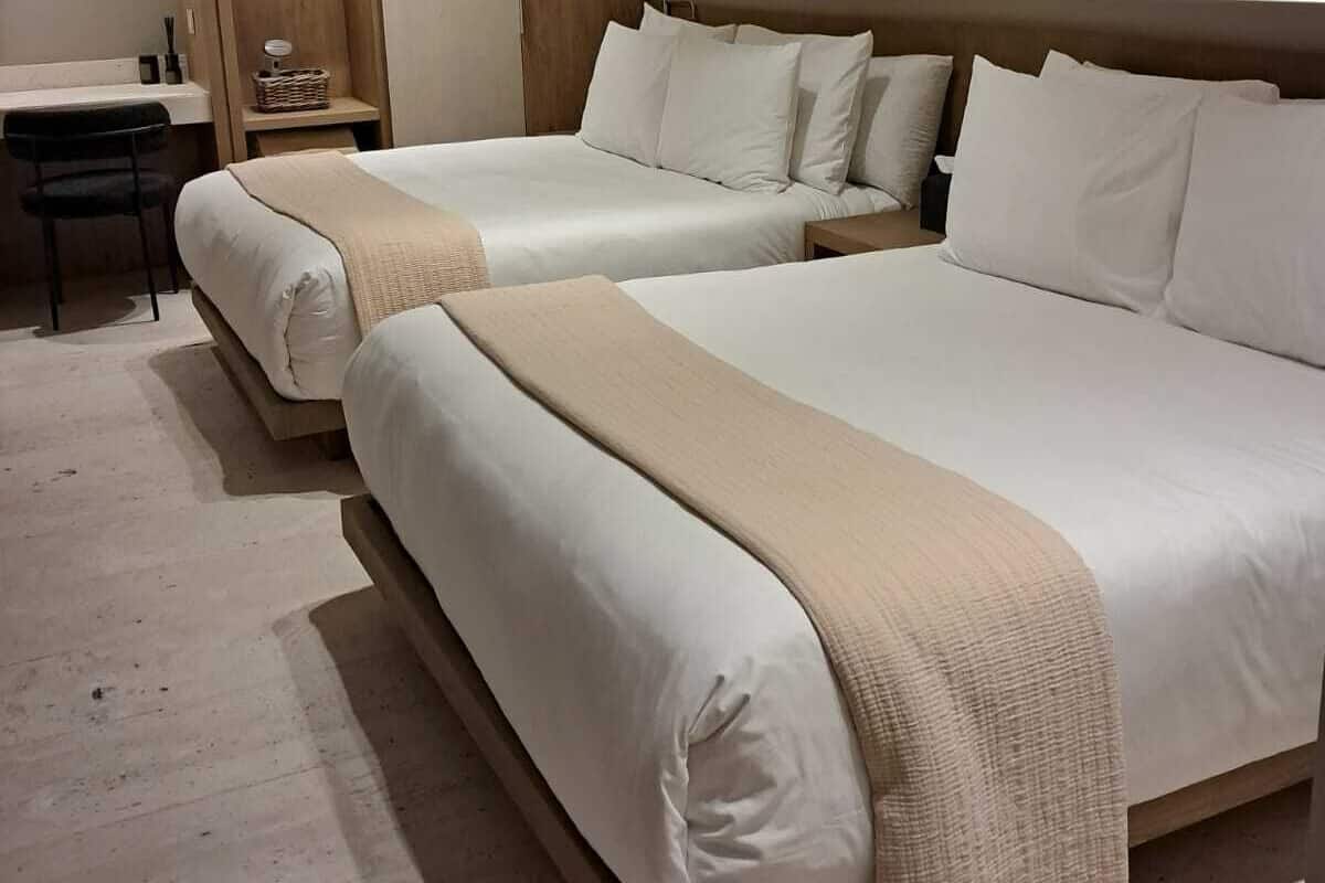 Appartement supérieur, 2 chambres | Coffre-fort, bureau, espace de travail pour ordinateurs portables