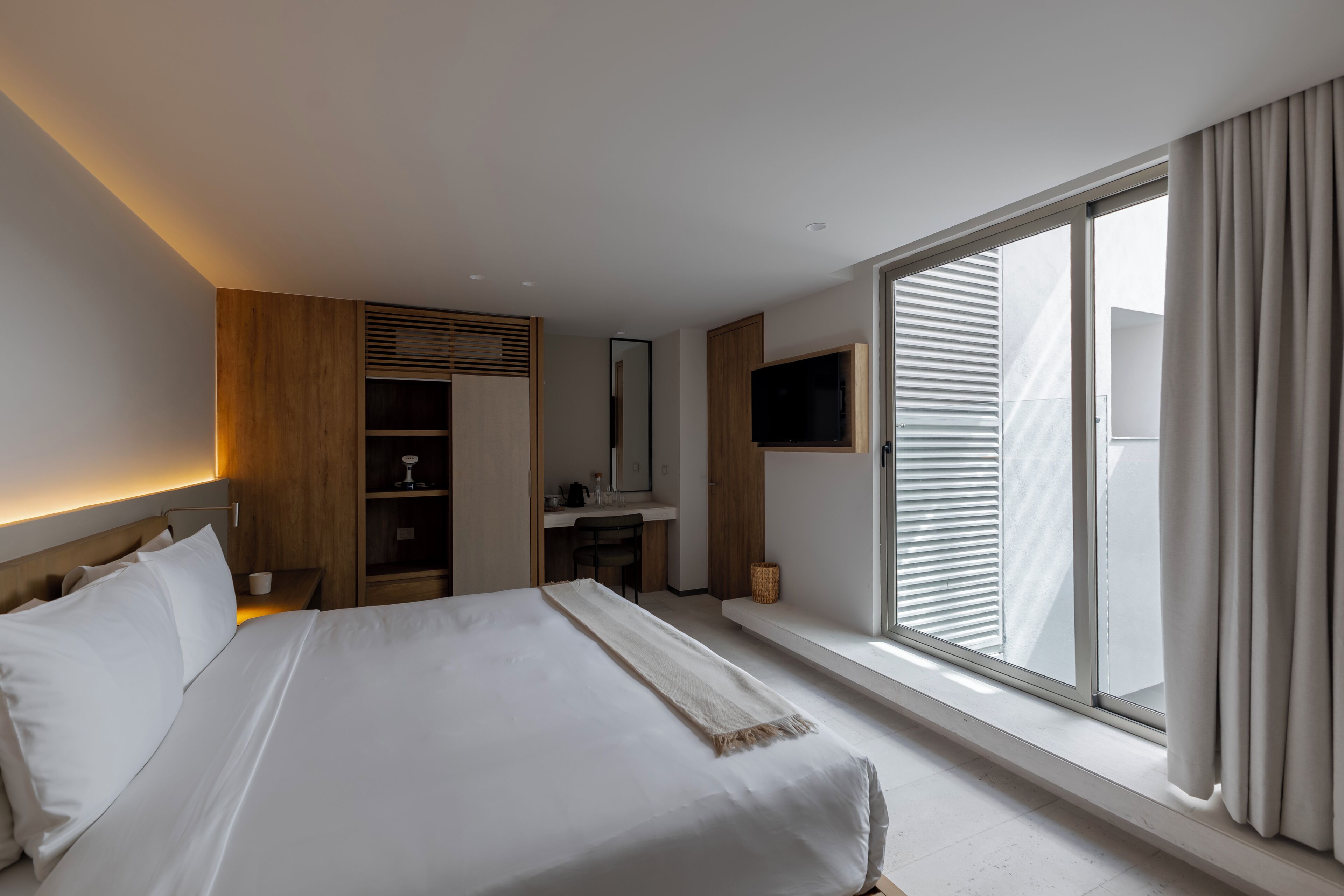 In-room safe, desk, laptop workspace, iron/ironing board