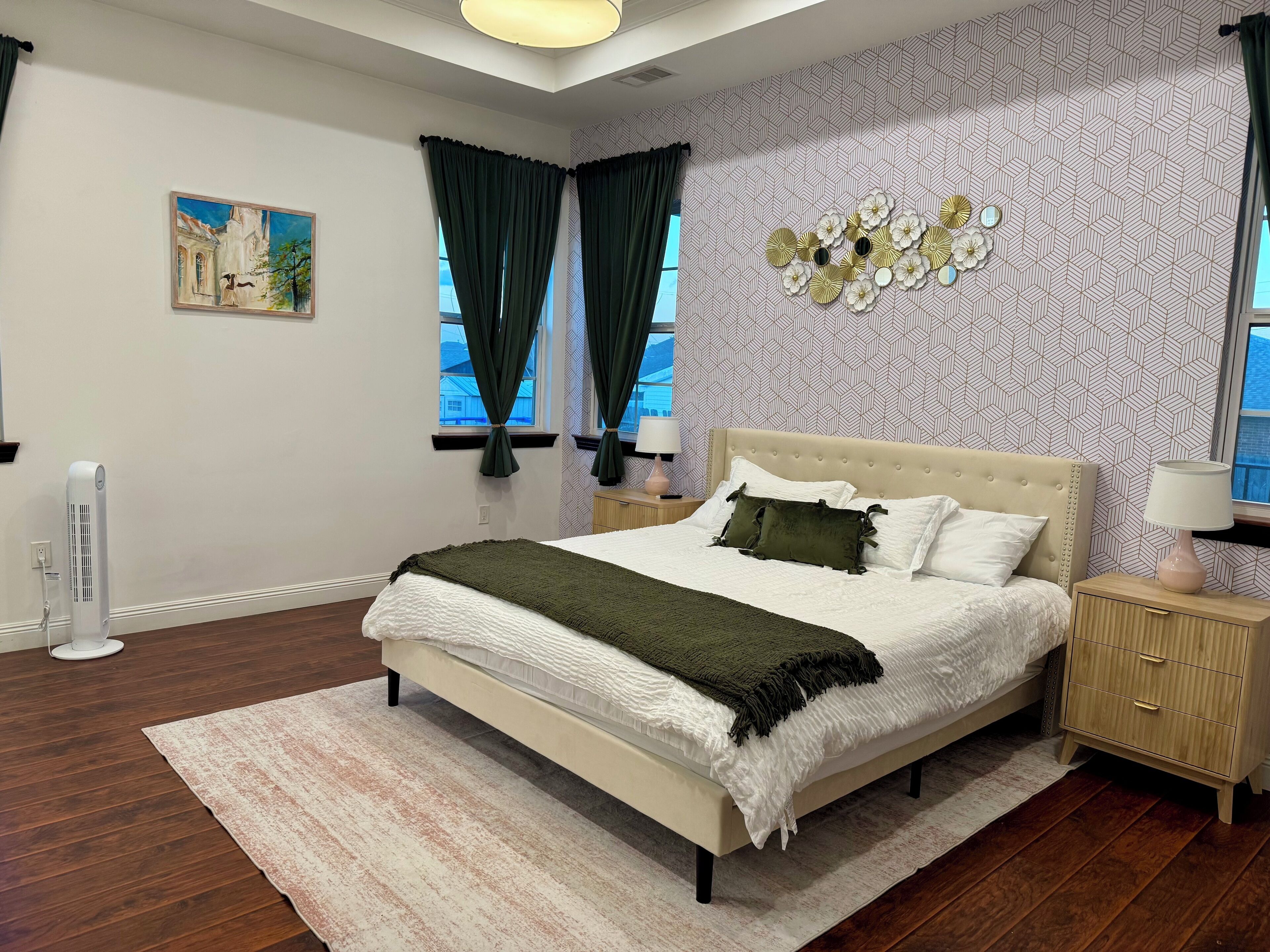 4 bedrooms, WiFi, bed sheets