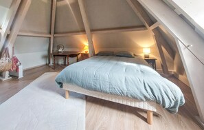 4 soverom, strykejern/-brett og wi-fi (inkludert)