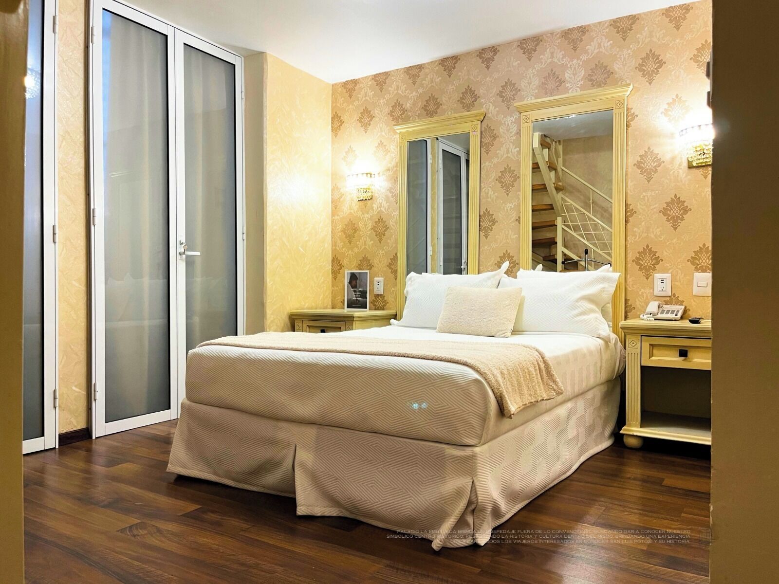 Coffres-forts dans les chambres, bureau