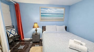 1 bedroom, internet, bed sheets