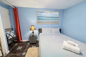 1 bedroom, internet, bed sheets