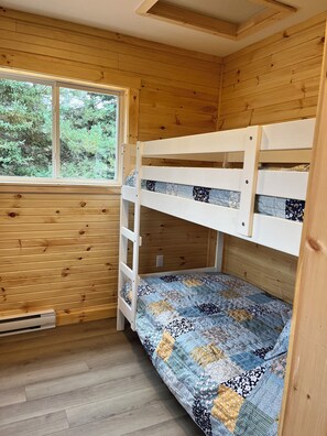 2 bedrooms, Internet, bed sheets