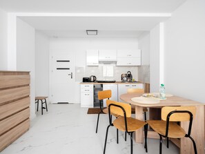 Fridge, stovetop, toaster