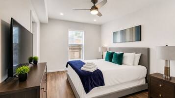 2 chambres, bureau, fer et planche à repasser, Wi-Fi gratuit