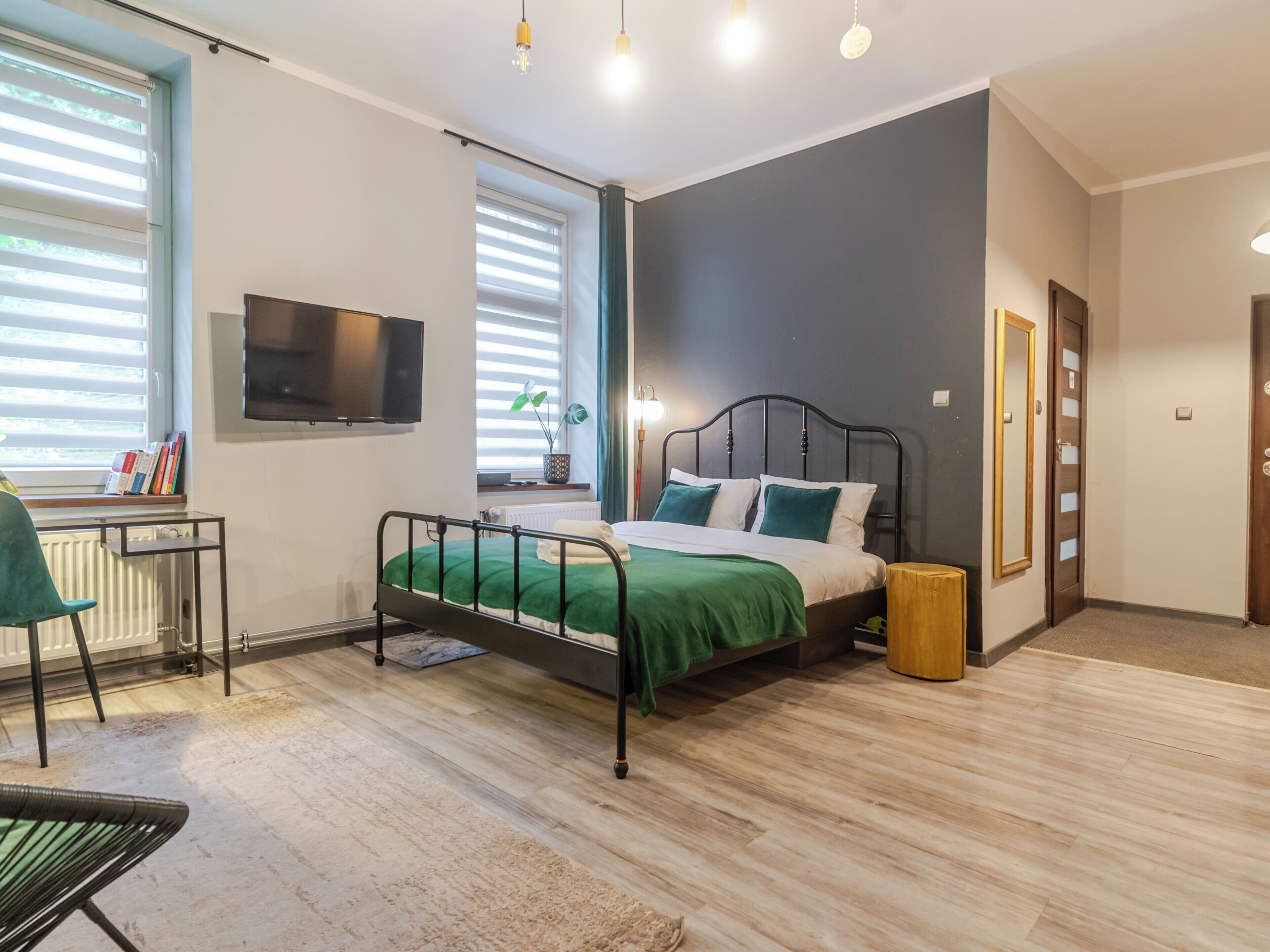 Bügeleisen/Bügelbrett, WLAN, Bettwäsche