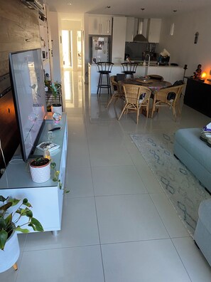 Interior - Large 3x bedroom apartment directly opposite beach. Very comfortable and cosy. (Coffs Harbour)