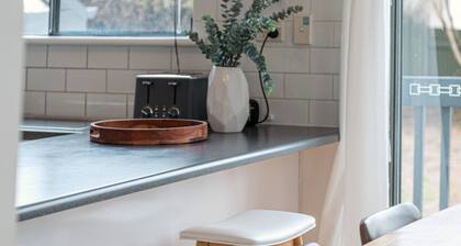 The Hideaway at Goolwa Beach—Relax & Unwind