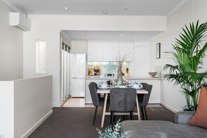 Dining - Helena House—A Spacious Urban Retreat (Adelaide)