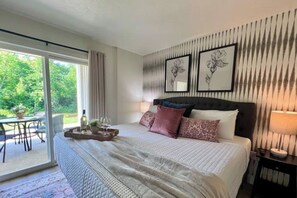 1 soverom, strykejern/-brett, wi-fi (inkludert) og sengetøy