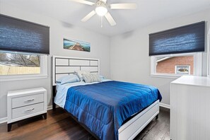 3 bedrooms, iron/ironing board, WiFi