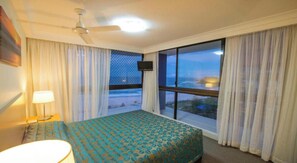 2 soverom, strykejern/-brett, internettilgang og sengetøy