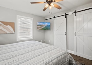 Townhome | Free WiFi