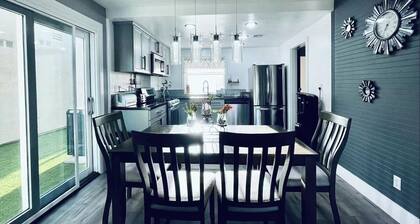 Serene 4-bedroom house lake front house