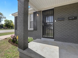 تفاصيل الفندق من الخارج