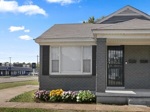 تفاصيل الفندق من الخارج