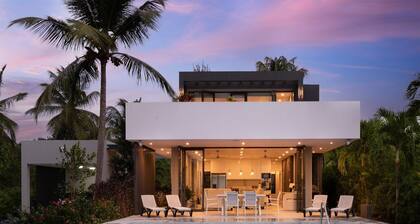 NEW Stunning Villa with private pool and ocean views roof deck - Villa Virgo