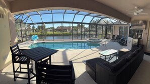 Unclassified image, 3 of 42, button - SALTWATER POOL and SPA, on CANAL in marvelous Port Charlotte (Port Charlotte)