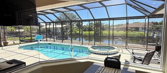 SALTWATER POOL and SPA, on CANAL in marvelous Port Charlotte