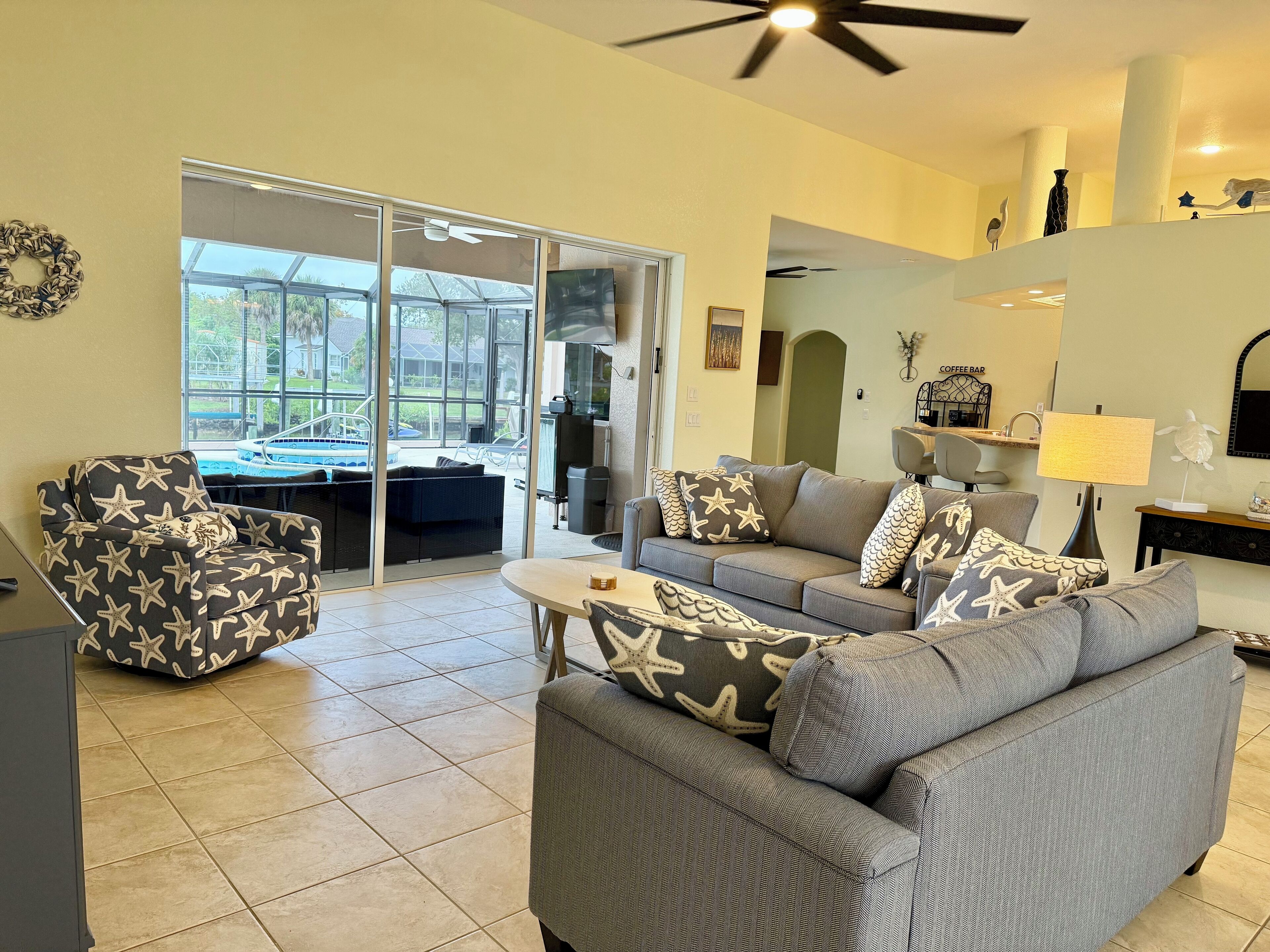 Smart-tv och en stereo