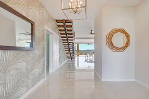 Interior - Flamingo Next to the Beach Villa Mauka (Playa Flamingo)