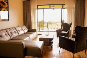 Superior Double Room, City View | Laptop workspace, free WiFi, bed sheets