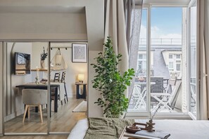 Bügeleisen/Bügelbrett, WLAN, Bettwäsche