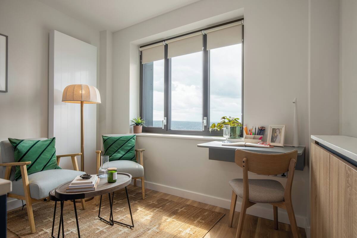 Premier Studio | Living area