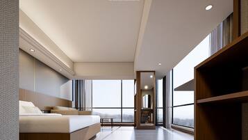 Corner Suite | In-room safe, free WiFi, bed sheets
