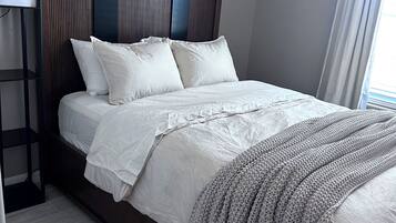 3 chambres, fer et planche à repasser, Wi-Fi, literie fournie