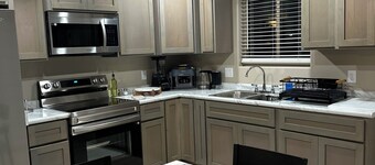 Tranquil 3-bedroom house with AC in charming Yuma