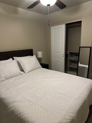 3 bedrooms, iron/ironing board, WiFi, bed sheets