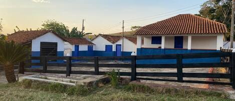 Perhetalo, 3 makuuhuonetta, näköala puutarhaan | Terassi/patio